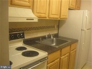 A7 Avon Dr, East Windsor, NJ 08520 - photo 6