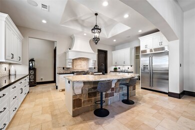 Another view of the Fabulous kitchen!