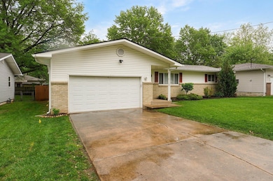 1216 S Prince Ln-3