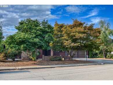 2192 Marlow Ln, Eugene, OR 97401 - photo 2