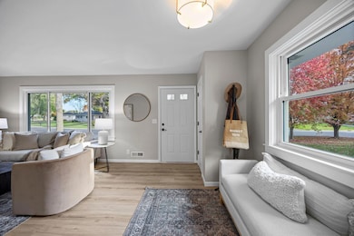 361 Territorial Rd NE, Minneapolis, MN 55434 - photo 7