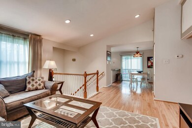 9419 Franklin Square Dr, Rosedale, MD 21237 - photo 4