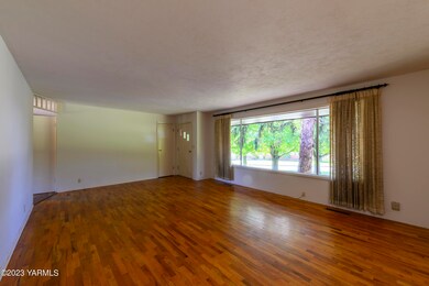 Living Rm with Hardwood Flooring