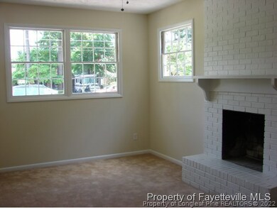 746 Stoneykirk Dr, Fayetteville, NC 28314 - photo 5