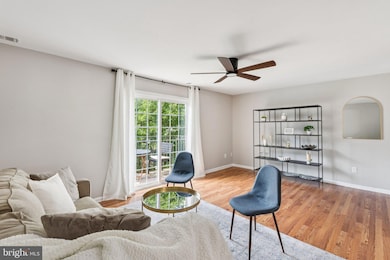 9148 Broken Oak Place unit 81C, Burke, VA 22015 - photo 2