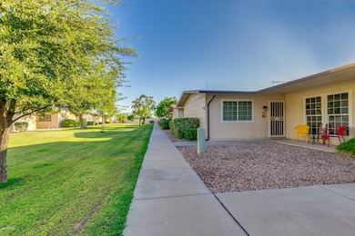 10723 W Santa fe Dr, Sun City, AZ 85351 - photo 3