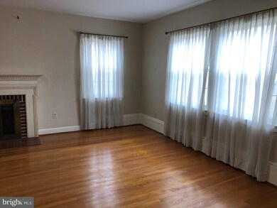 2336 Highland Ave, Falls Church, VA 22046 - photo 6