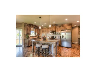 22581 S Roosevelt St, Spring Hill, KS 66083 - photo 5