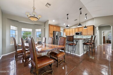 10-Dining Area