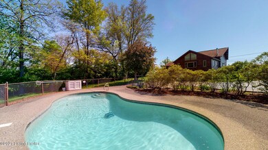 9508 Cedar Creek Rd, Louisville, KY 40228 - photo 4