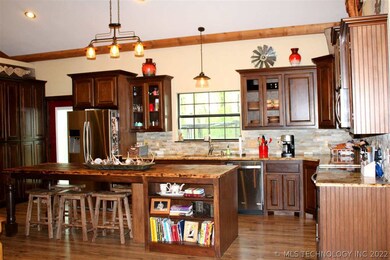 12096 Kolache Rd, Overbrook, OK 73453 - photo 3