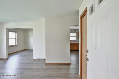 173 W Lawrence St, Albany, NY 12203 - photo 2