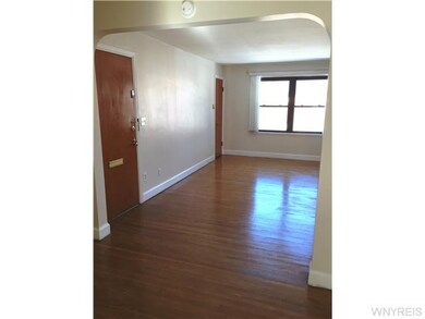 Living Room. Large Living room with hardwood floor