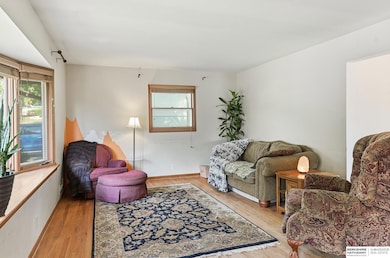 1521 N 94th St, Omaha, NE 68114 - photo 4