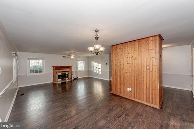 15751 Pointer Ridge Dr, Bowie, MD 20716 - photo 7