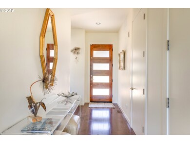 Entrance/Foyer