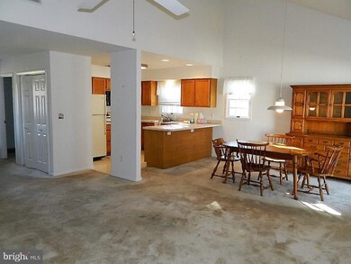 200 Bulkhead Ave, Manahawkin, NJ 08050 - photo 4