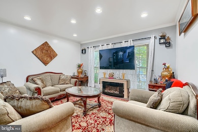 18425 Honeylocust Cir, Gaithersburg, MD 20879 - photo 6