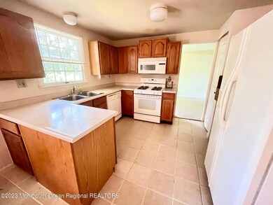 210 Old Shark River Rd, Eatontown, NJ 07724 - photo 4