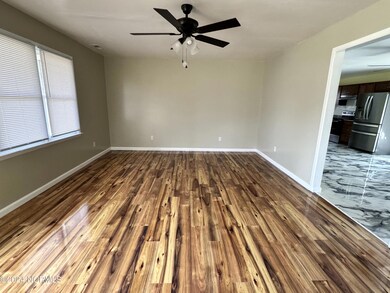 300 Tower Dr, Jacksonville, NC 28546 - photo 4