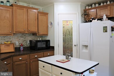 7312 Leedstown Rd, Colonial Beach, VA 22443 - photo 7