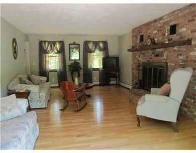 Living Room. Oversized Living Room with beautiful