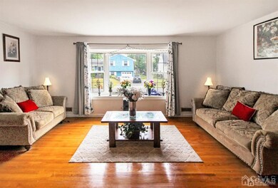 17 Starlit Dr, Middlesex, NJ 08846 - photo 2