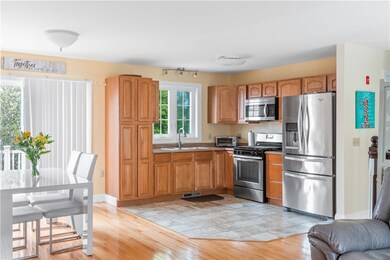 45 Oakwood Ave, Providence, RI 02909 - photo 5