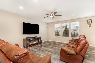 unlisted-address, Yorkville, IL 60560 - photo 7