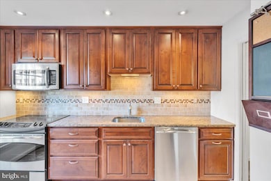 1901 N Adams St unit B, Arlington, VA 22201 - photo 3