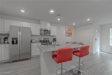 9938 Apricot Hills St, Las Vegas, NV 89141 - photo 5