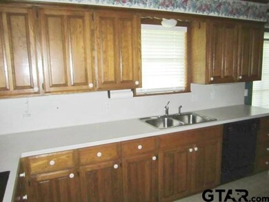 3824 3824 Post Oak Rd, Tyler, TX 75701 - photo 7