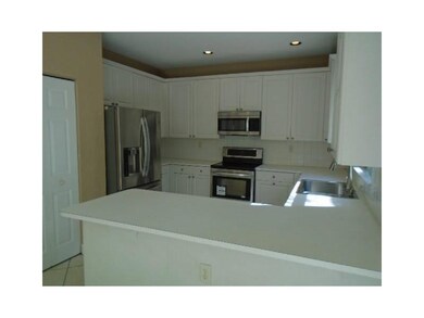 10734 NW 70th St, Doral, FL 33178 - photo 5