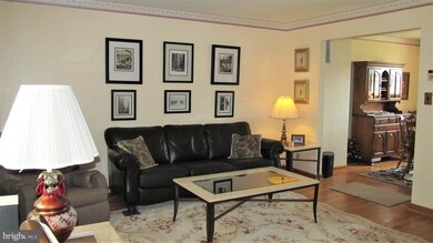 6580 Englewood Rd, Linthicum Heights, MD 21090 - photo 2