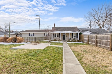 2-web-or-mls-627EMolerStreetExt_Hommati1