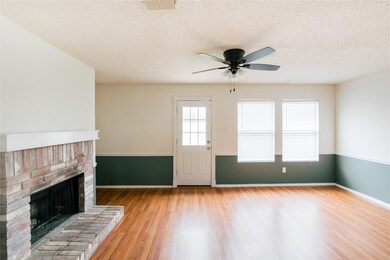 8505 Swan Park Dr, Denton, TX 76210 - photo 7