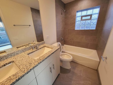3595 S Archer Ave unit 2I, Chicago, IL 60609 - photo 4