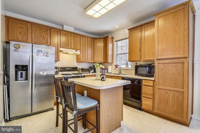 13122 Shamrock Glen Dr, Germantown, MD 20874 - photo 6