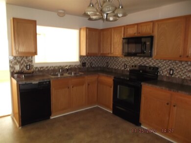 103 Doris Place Dr, Jacksonville, NC 28540 - photo 5