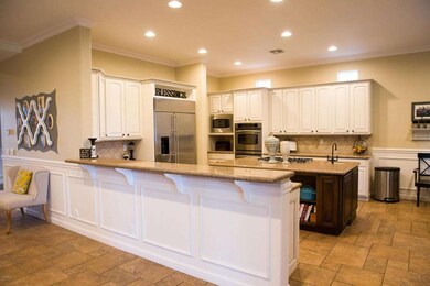Kitchen Bar