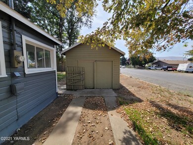 Garage 2