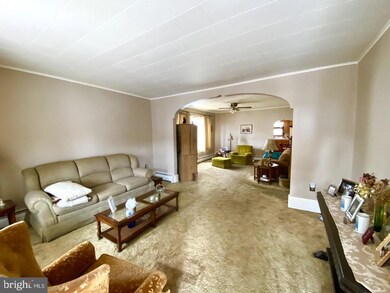 287 Wood St, Cumbola, PA 17930 - photo 2