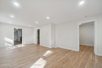 06-218-S-Hayford-Ave-Lansing-MI-48912-Wi