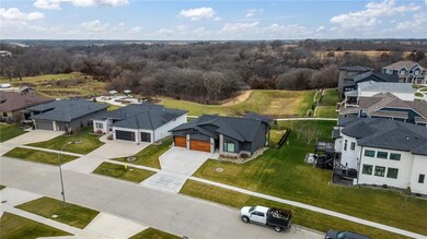 180 91st St, West Des Moines, IA 50266 - photo 2