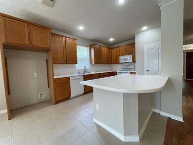 31306 Hilldale Park Ct, Spring, TX 77386 - photo 6