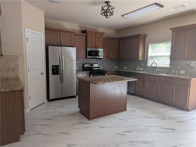 355 Fowler Springs Ct, Alpharetta, GA 30004 - photo 3