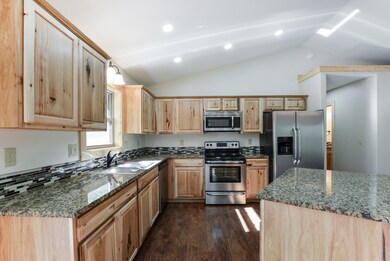 227 S Heatherwood Rd, Shell Knob, MO 65747 - photo 5