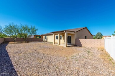 8407 W Kittwake Ln__015