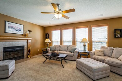 Family Room has speakers