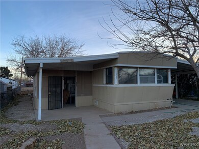 View of manufactured / mobile home